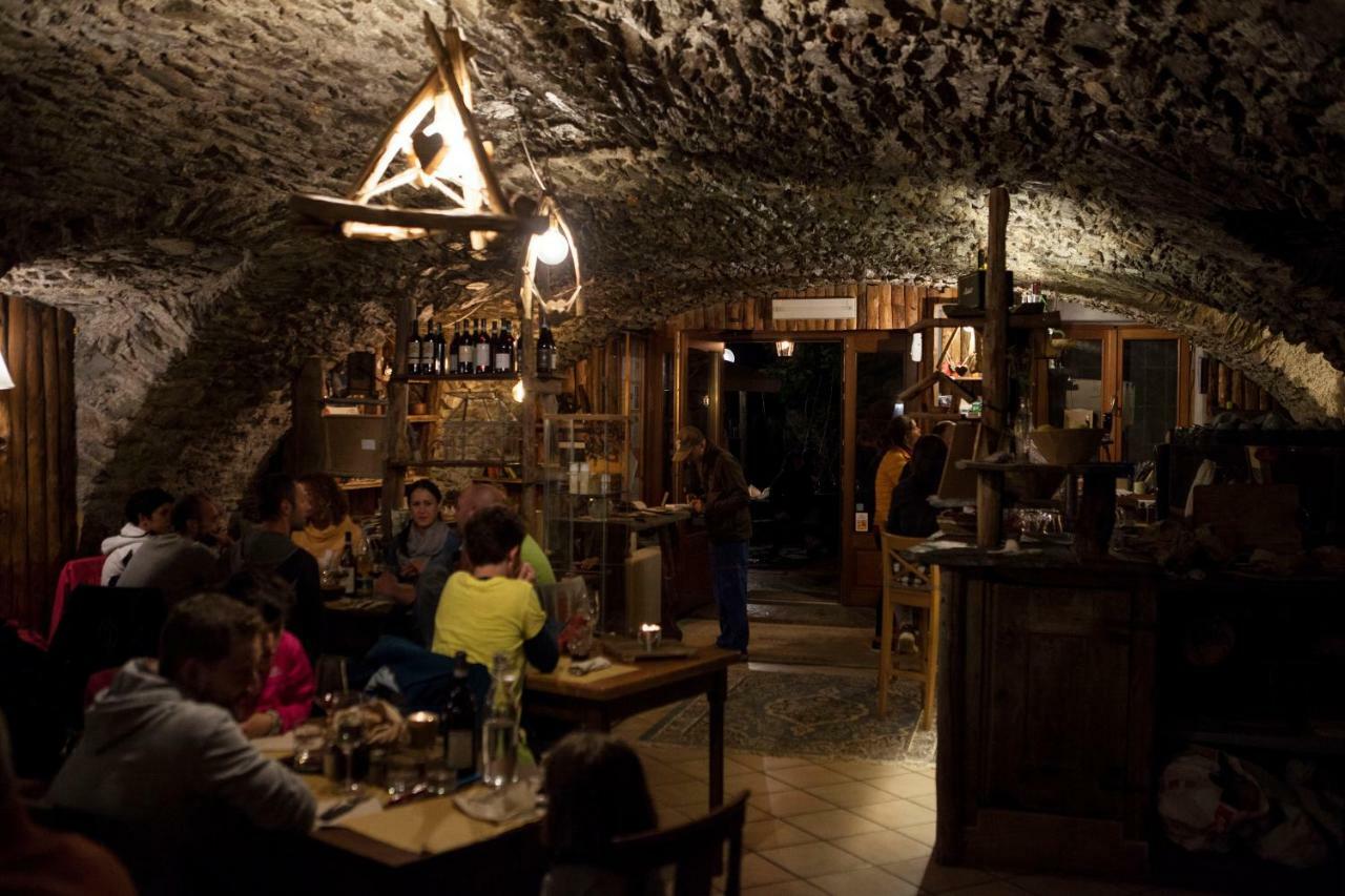 Visaisa Taverna & Foresteria Acceglio Buitenkant foto